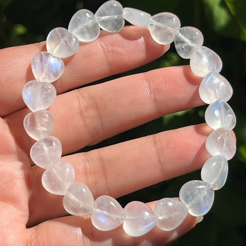 11mm stretchable high quality flashy Moonstone‎ heart bracelet